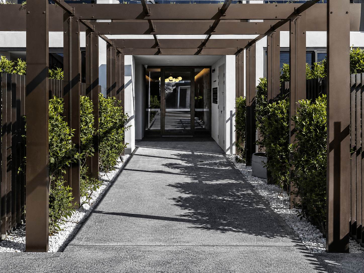 Modolux architectural entry system